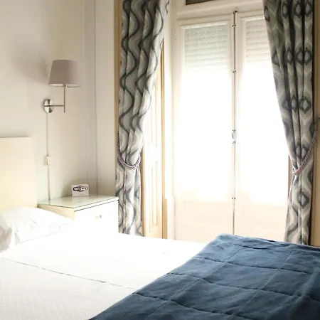 ゲストハウス Brasilia *